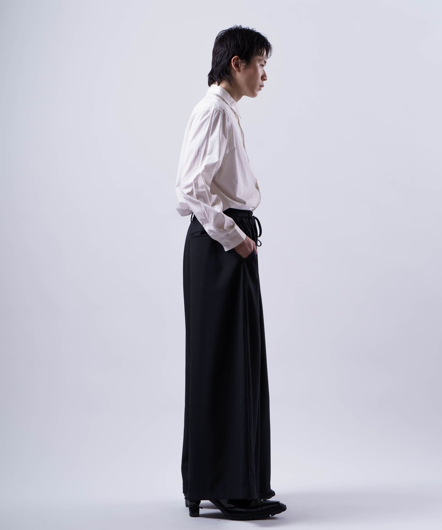 INF 23SS Multi-Layers Deforming Hakama Pants — INF - Garment for the  rebels, sociopaths, kinkies. Madly tailored by an obsessive and compulsive