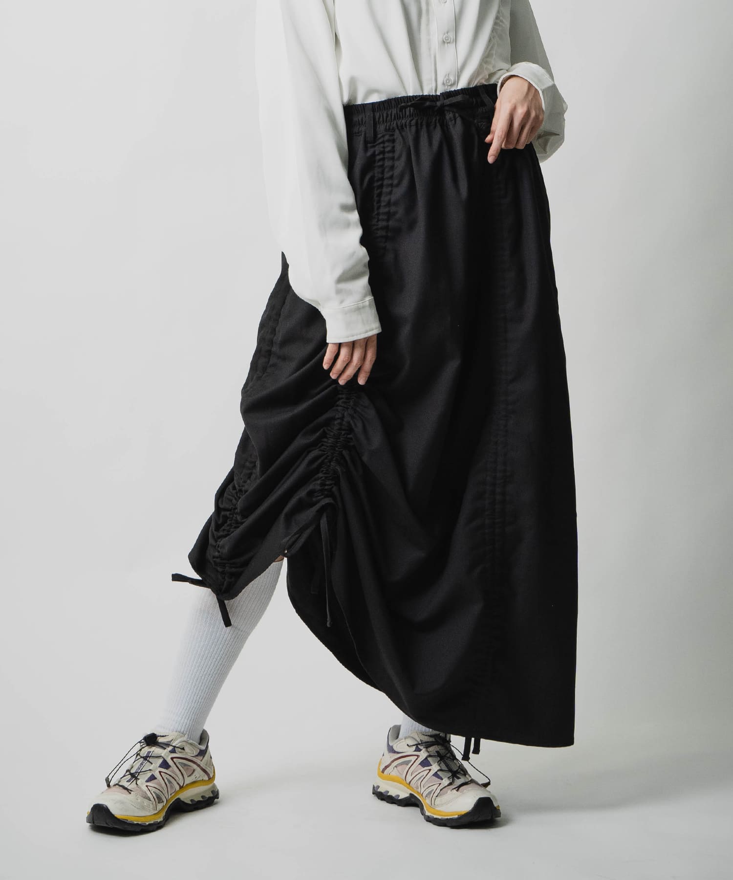 string skirt / NOT CONVENTIONAL公式通販