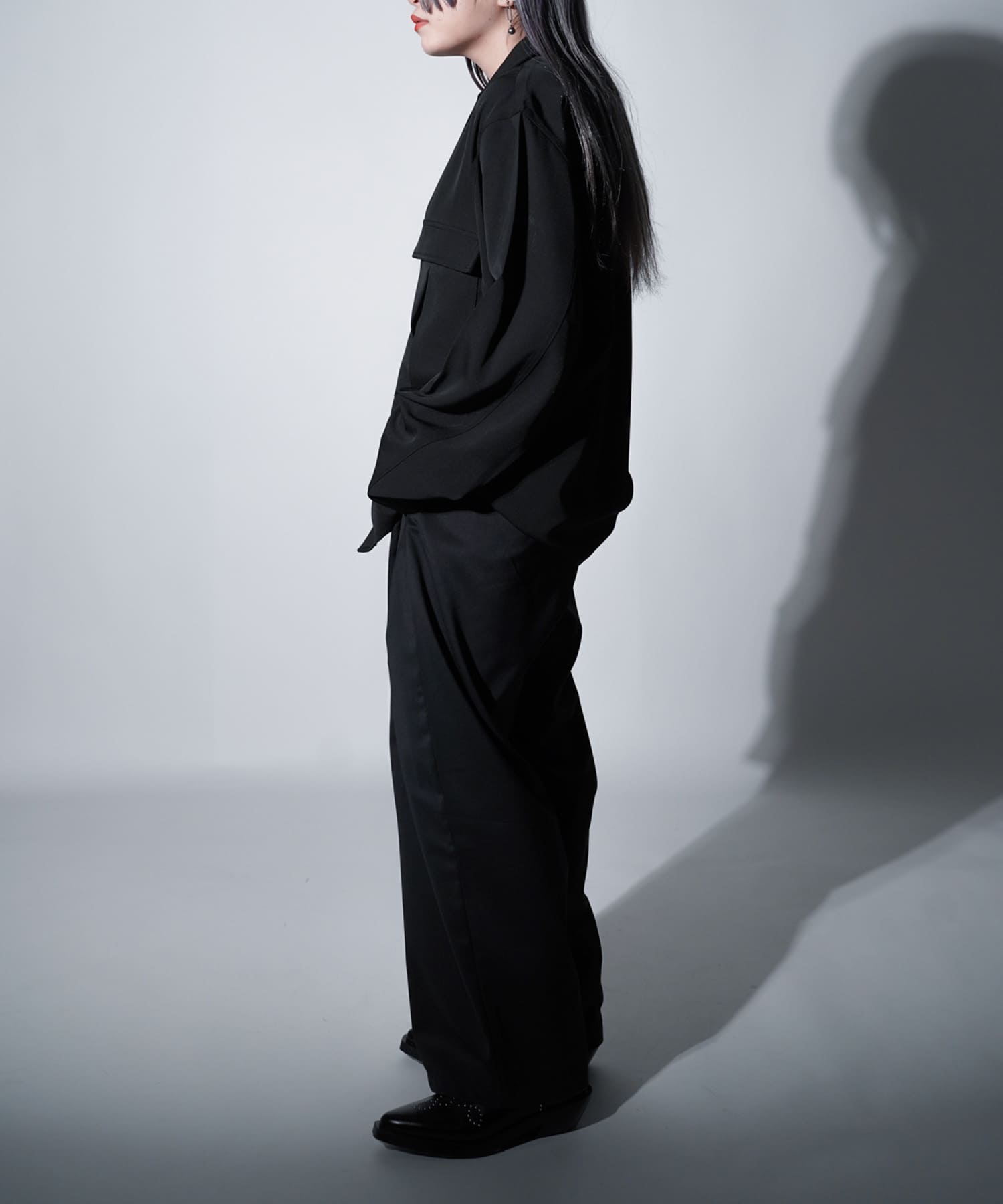 tuck wide pants / NOT CONVENTIONAL公式通販