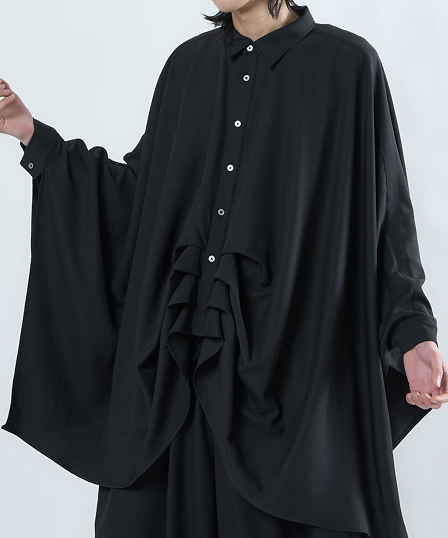 tuck drape big shirt