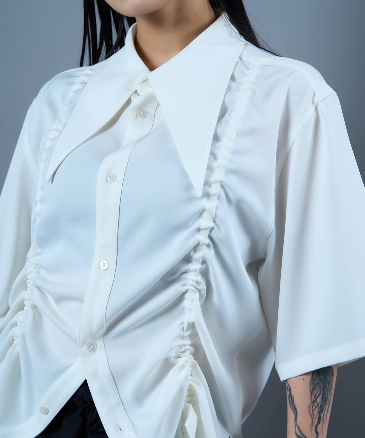 【PREORDER：6/18~】shirring H/S shirt
