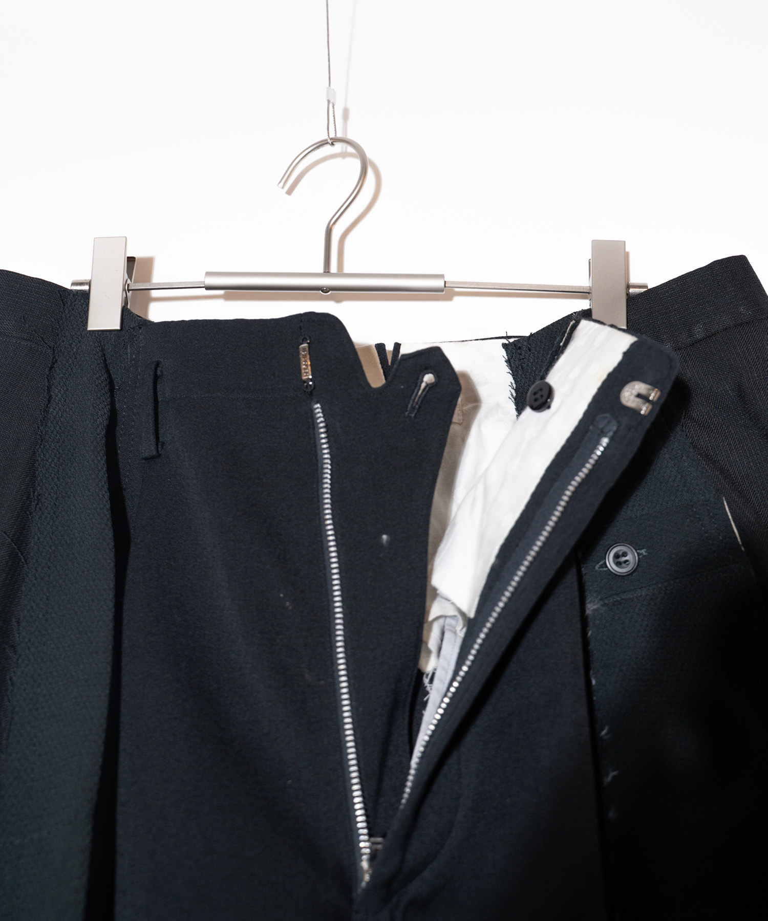 NOT CONVENTIONAL hakama slacks 袴スラックス 黒 NOT CONVENTIONAL hakama slacks 袴スラックス 黒
