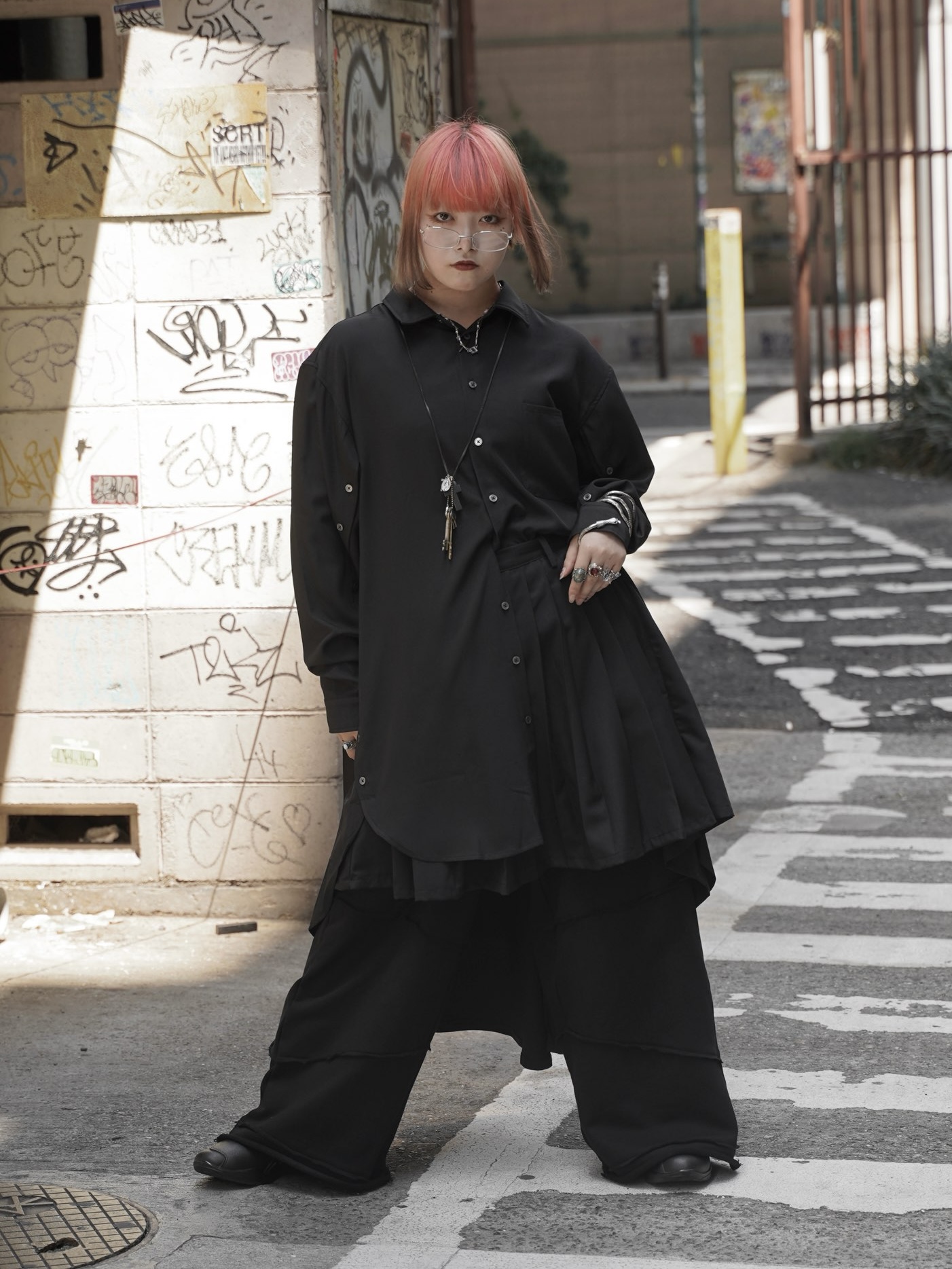 button pleats long shirt × skirt code