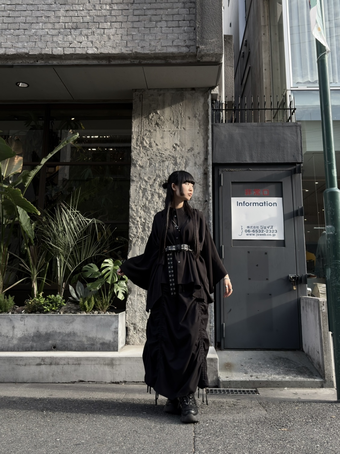 black summer style