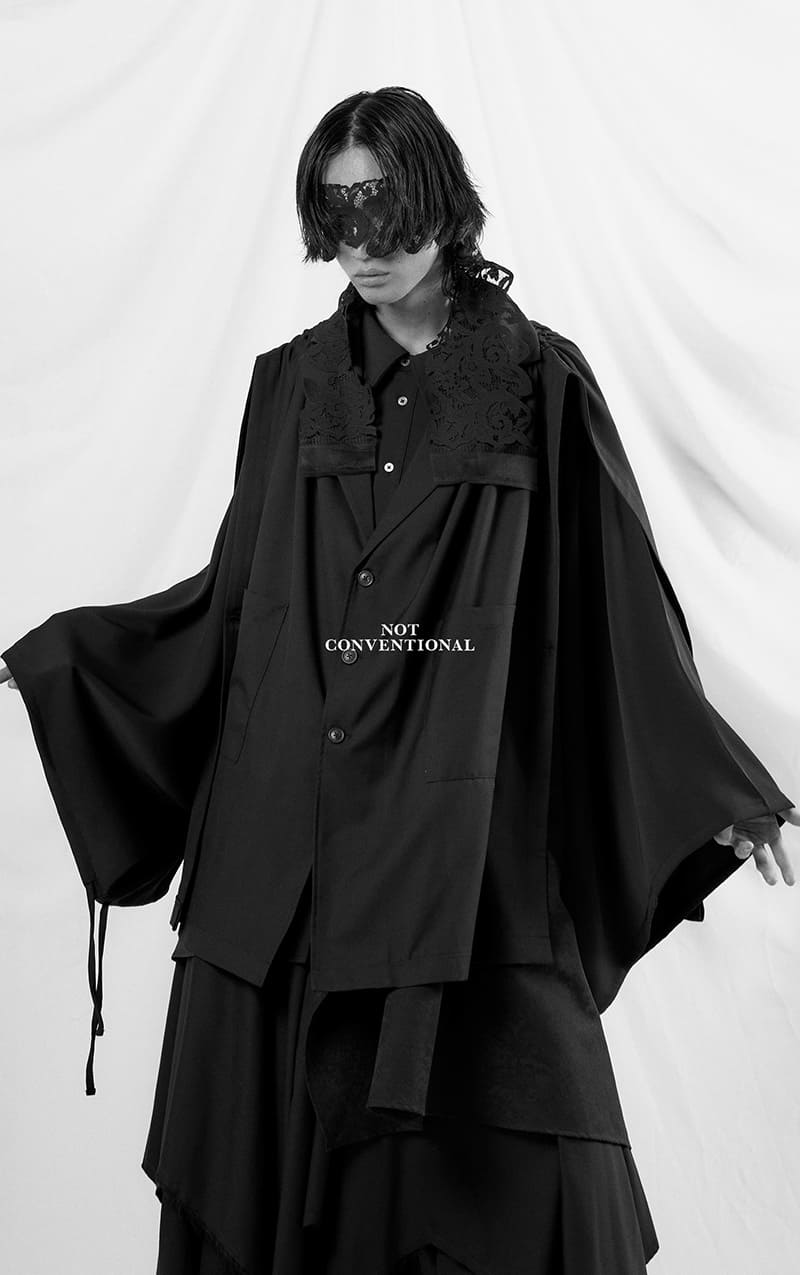 美品 NOT CONVENTIONAL ノットコンベンショナル 2way オーバー